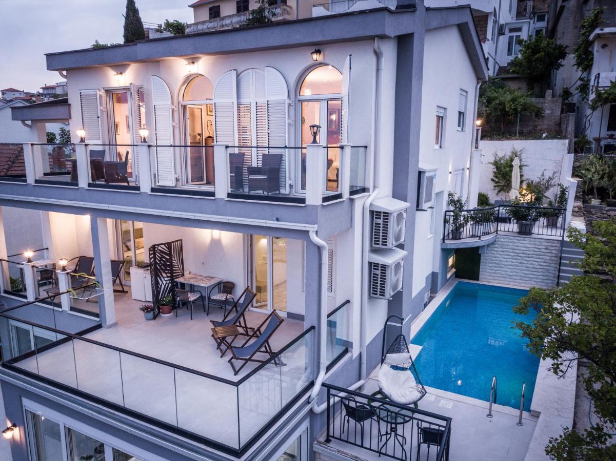 Villabijela21 *