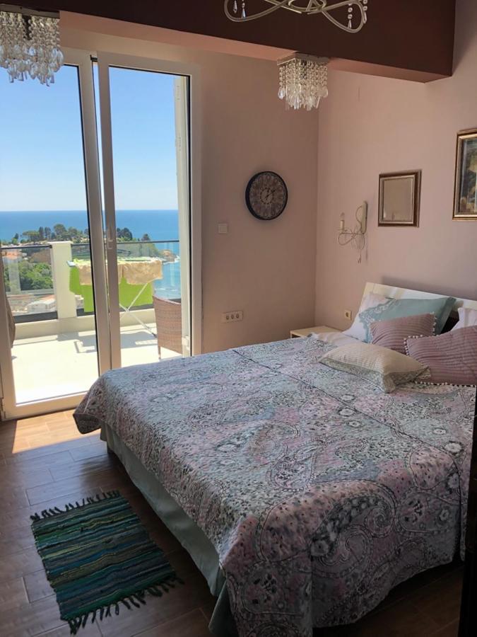 Апартаменти Villabijela21 *