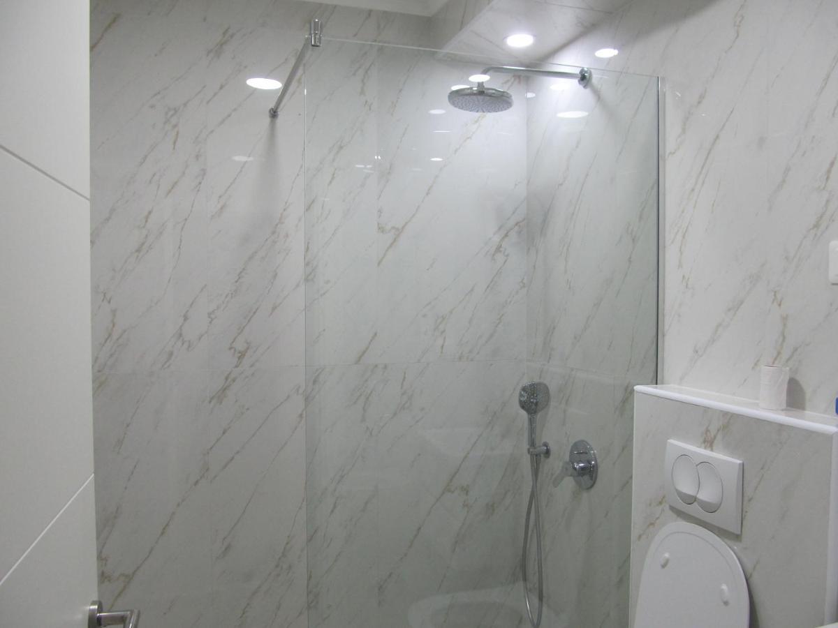 Апартаменти Villabijela21 Улцинь