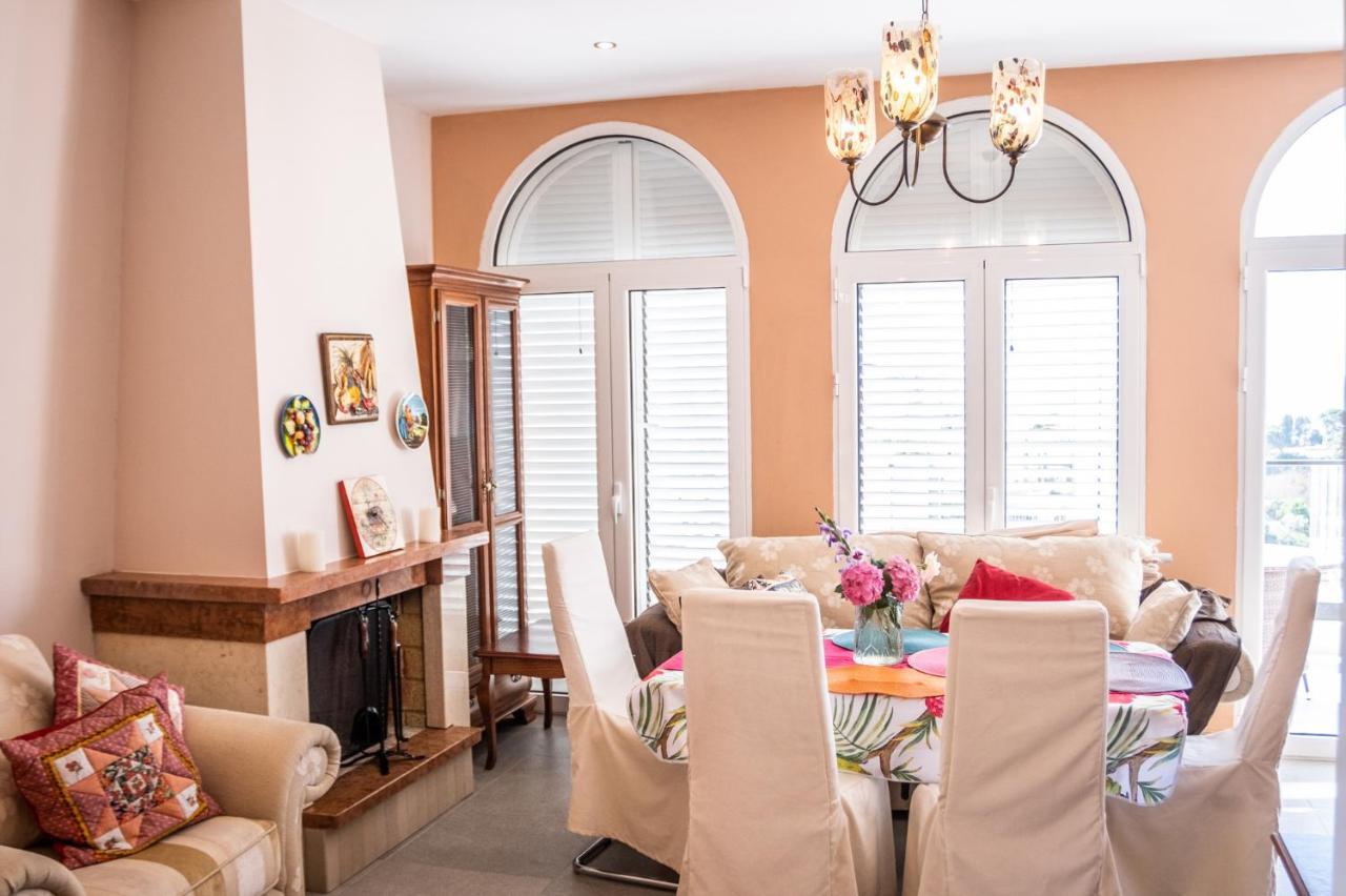 Апартаменти Villabijela21 *